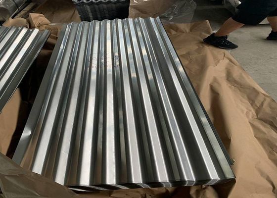 주문 G550 지붕 및 벽 시스템에 대한 40 ∼ 275g/m2 진크 코팅과 1050mm 효과적 너비와 함께 류가 된 진료 지붕 엽 online manufacture
