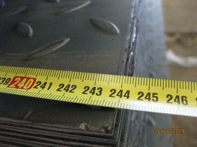 2348mm SPHC/ASTM A36/SAE 1006 열간압연 Checkered 강철 플레이트, 1.5 - 40.0MM 간격