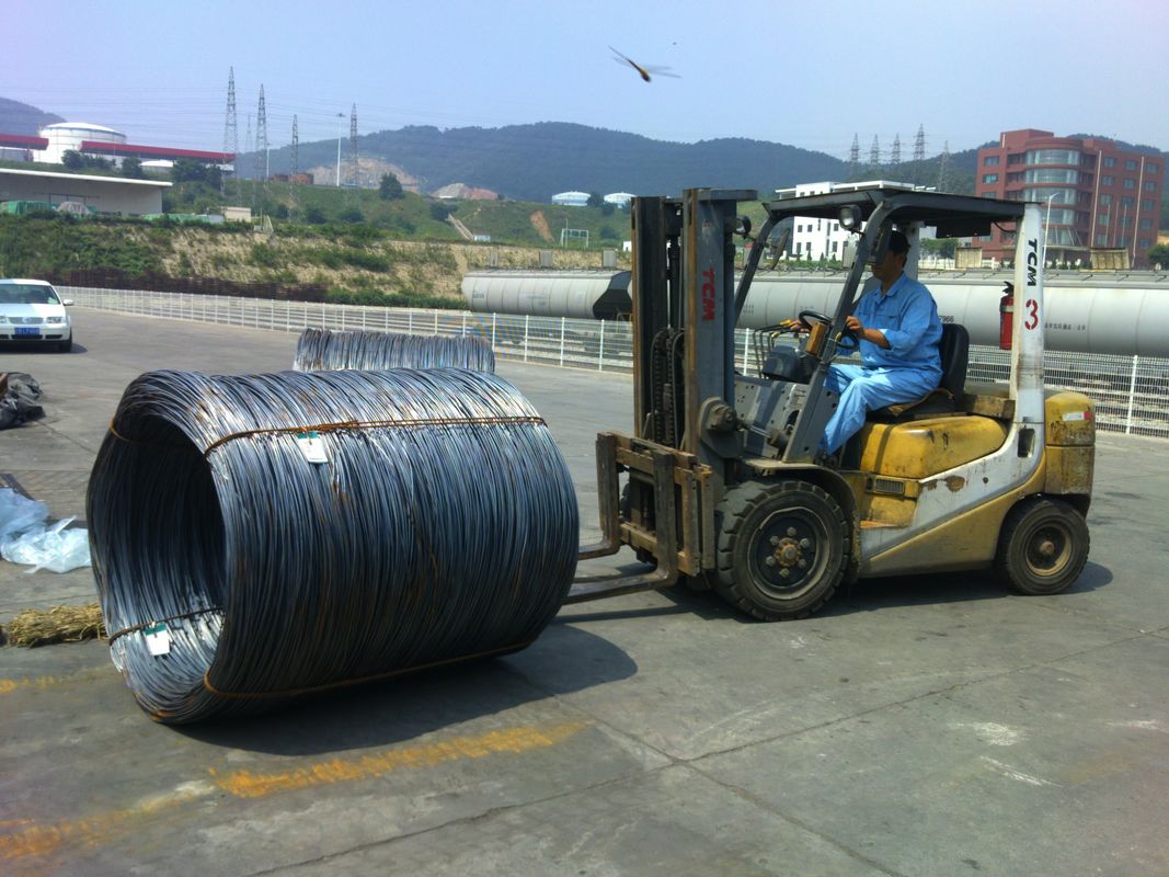 5.5mm~16mm ASTM A510 SAE1006 SAE1008 기계 및 구조용 열로 롤드 된 와이어 막대